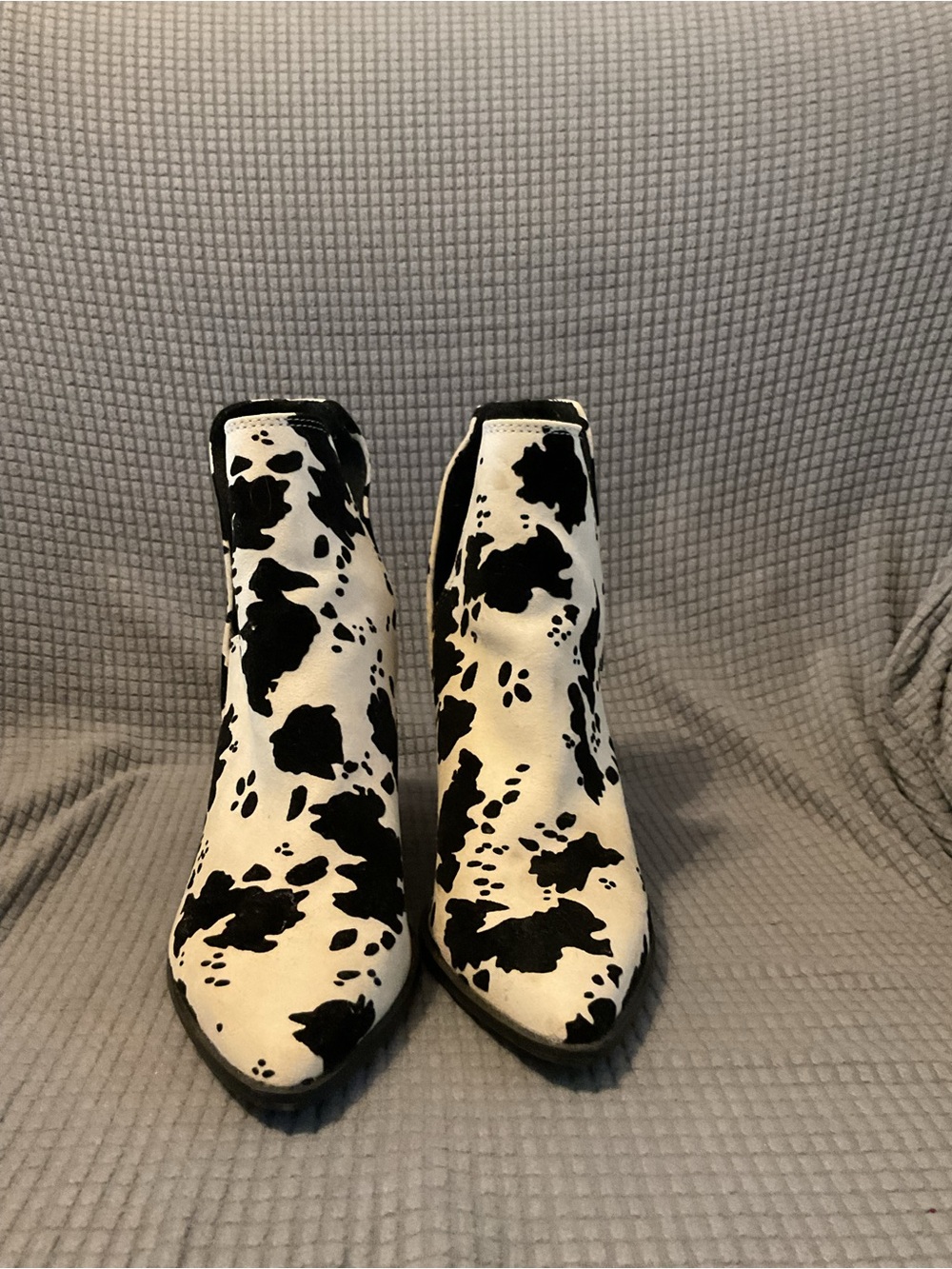 Qupid Black and White Cow Print Pointed Ankle Boots